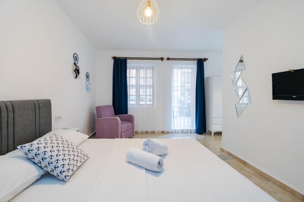 Mel Town Bed and Breakfast Antalya Eksteriør billede